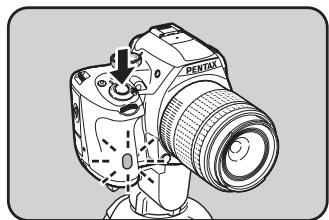 PENTAX K-50, K50, K50, K50, K50, K50, K50 - Appuyez sur le déclencheur à fond. - 1