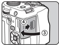 PENTAX K70 - Insertion d'une carte mémoire - 4