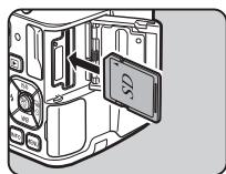 PENTAX K70 - Insertion d'une carte mémoire - 2