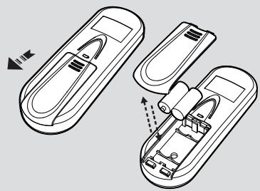 HOOVER RBC011,  RBC012 - Remplacement des piles du mur virtuel* - 4
