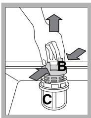 SCHOLTES LPE 733A X - Pulire i filtri - 2