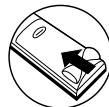 DENON DVD-557 - Loading the Batteries - 3