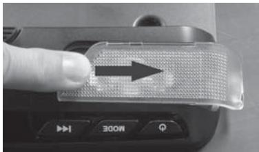 BLAUPUNKT IVOD-1022 LF - Changement des piles de la télécommande - 2
