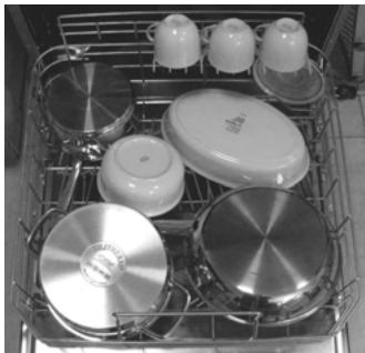 SMEG STX3C - CHARGEMENT DU PANIER INFÉRIEUR - 1
