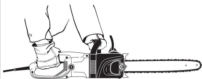 MAKITA UC4030A - Checking the chain brake - 4