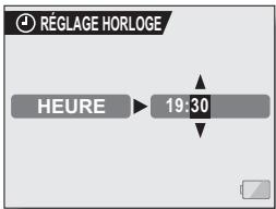 SANYO XACTI VPC-C40E - Réglez l'horloge. - 1