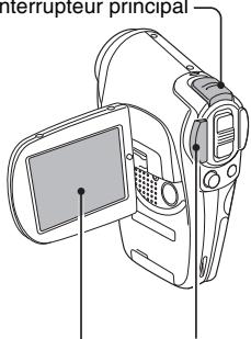 SANYO XACTI VPC-C40E - Pendant la lecture d'un vidéo clip, le son d'un moteur est audible - 2