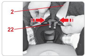 BRITAX FIRST CLASS PLUS - Desserrage des sangles - 2