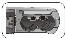 SAMSUNG ES17 - Inserimento della batteria e della scheda di memoria - 3