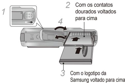 1 2 Com os contatos dourados voltados para cima 3 Com o logotipo da Samsung voltado para cima 4
