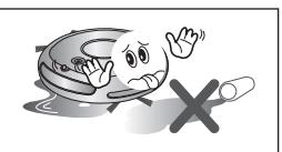 SAMSUNG VCR8874T3B - Accertarsi che l'aspirapolvere non aspiri o si muova sulla liquidi quali acqua, olio o urina di animali domestici. - 1