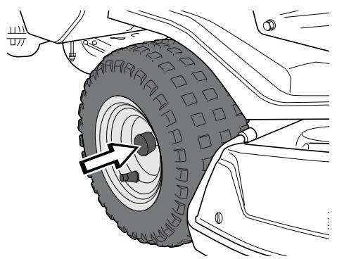 JONSERED FR 2216 FA2 4X4 - Graissage des paliers des roues avant - 1