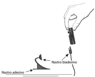 PARROT MUSICKIT MK6100 - INSTALLAZIONE DEL DISPLAY DI PARROT MK6100 - 2