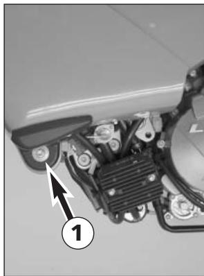 KTM 950 ADVENTURE - Vidange du moteur et changement du filtre à huile, nettoyage des crépines * - 2