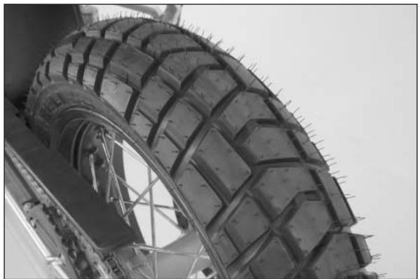 KTM 950 ADVENTURE - Attention - 1