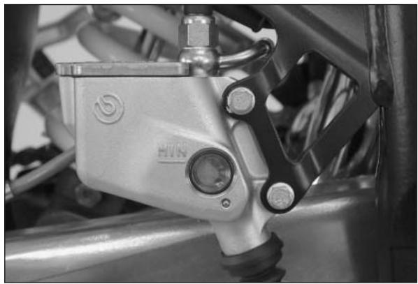KTM 950 ADVENTURE - Remarque: - 3
