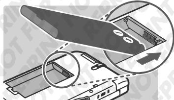 NINTENDO 3DS XL - Attendez au moins 10 secondes, puis insérez la nouvelle batterie. - 1