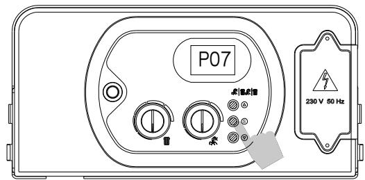 DEVILLE DMC 24 CF 24 KW,  DMC 27-60 CF 27 KW,  DMV 27-60 V 27 KW - 3) Mettre la valeur du paramètre P05 à 00 (voir page 28) - 6