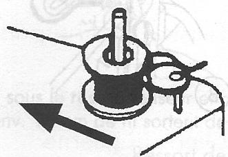 LIFETEC LT10964 - Embobiner la canette de fil inférieur - 5
