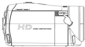 BENQ DV S21 - Loading Batteries - 1