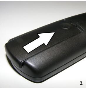 TECHWOOD TKF322016B - Inserting Batteries - 2