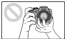 FUJI FINEPIX SL1000 - Comment tenir l'appareil photo - 2