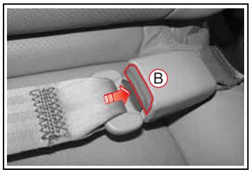 SSANGYONG RODIUS - Bouclage de la ceinture de sécurité - 1