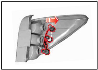SSANGYONG RODIUS - FEUX ARRIERE COMBINES - 4