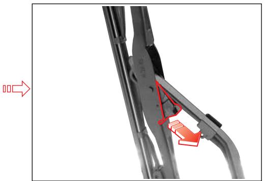 SSANGYONG RODIUS - REEMPLACEMENT DES BALAIS D'ESSUIE-GLACE - 3