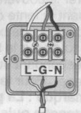 TORO DDC - Note: le bornier accepte des conducteurs jusqu'à 4MM² (12 AWG). - 1