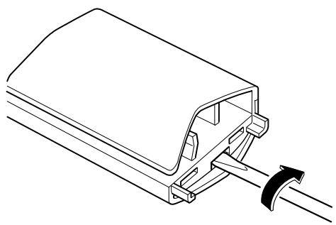MAZDA CX-7 2012 - Changement de la pile de la télécommande - 2