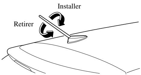 MAZDA CX-7 2012 - Antenne de radio AM/FM et antennae de radio par satellite\* - 1