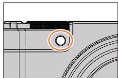 PANASONIC LUMIX DMC-TZ101 - Enoncez la touche d'obturator à mi-course pour faire la mise au point, puis enoncez-la complètement pour démarrer l'enregistrement. - 2