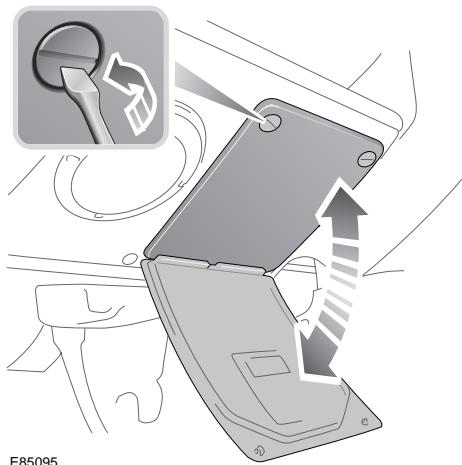 LAND ROVER DEFENDER - Boîte à fusibles principale - 1
