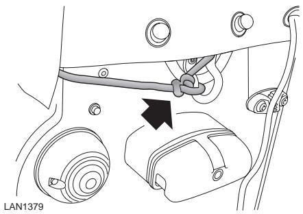 LAND ROVER DEFENDER - Capacités et liquides de transmission - 9