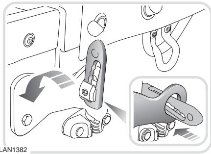 LAND ROVER DEFENDER - Attention! - 3