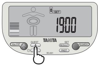 TANITA BC-601 - Entrez l'année - 1