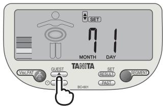 TANITA BC-601 - Entrez l'année - 1