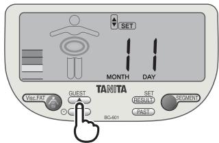 TANITA BC-601 - Entrez l'année - 1