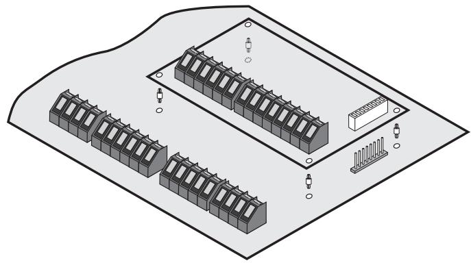TEXECOM PREMIER 816 - Installation du module d'extension embrochable - 1