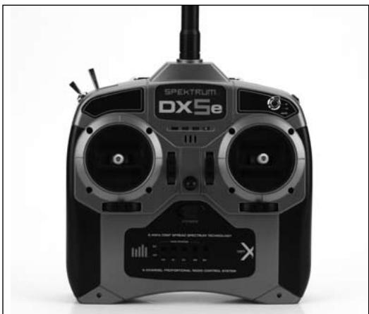 SPEKTRUM DX5E - Shown above using a separate receiver pack - 2