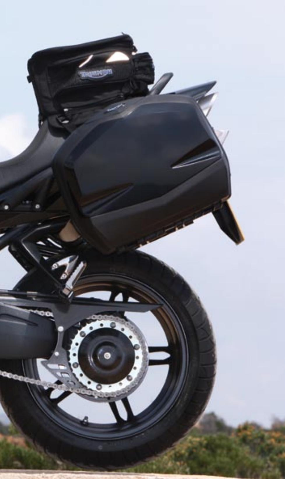 TRIUMPH SPRINT ST - Poignee passager - 2