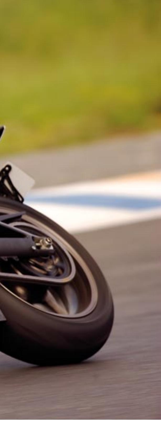 TRIUMPH SPRINT ST - Daytona 675 - 10