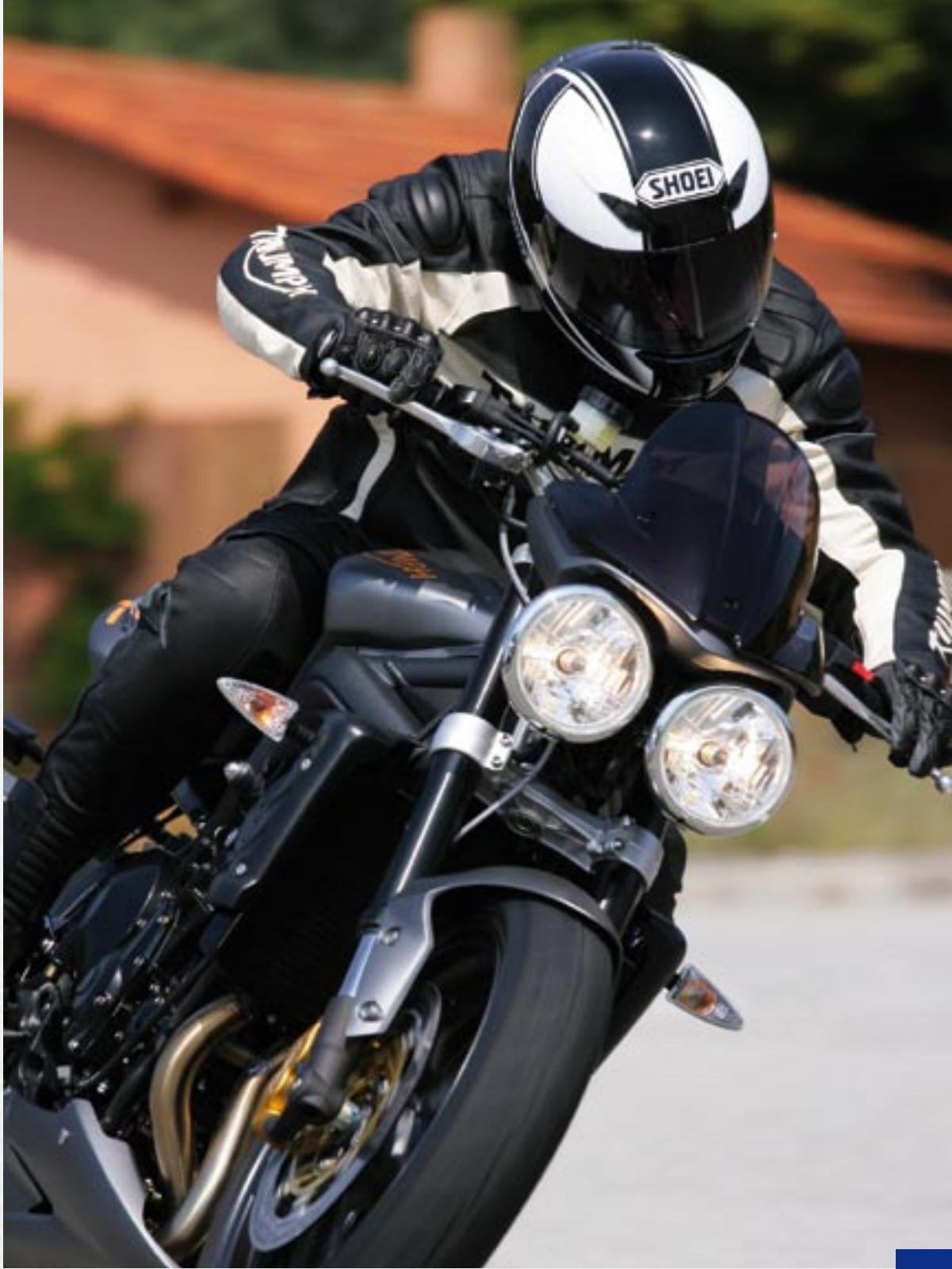 TRIUMPH SPRINT ST - Daytona 675 - 25