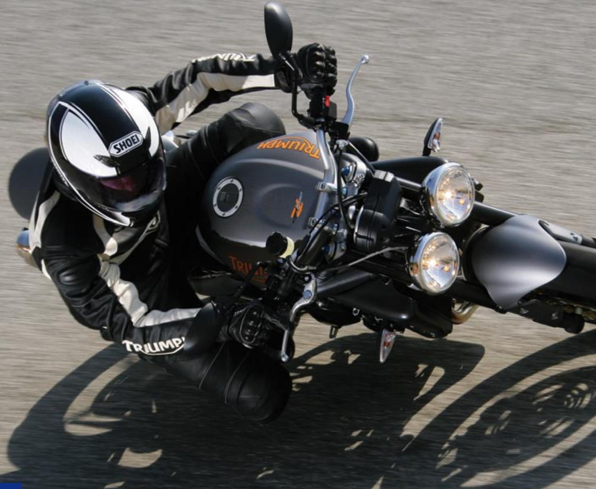 TRIUMPH SPRINT ST - Daytona 675 - 31