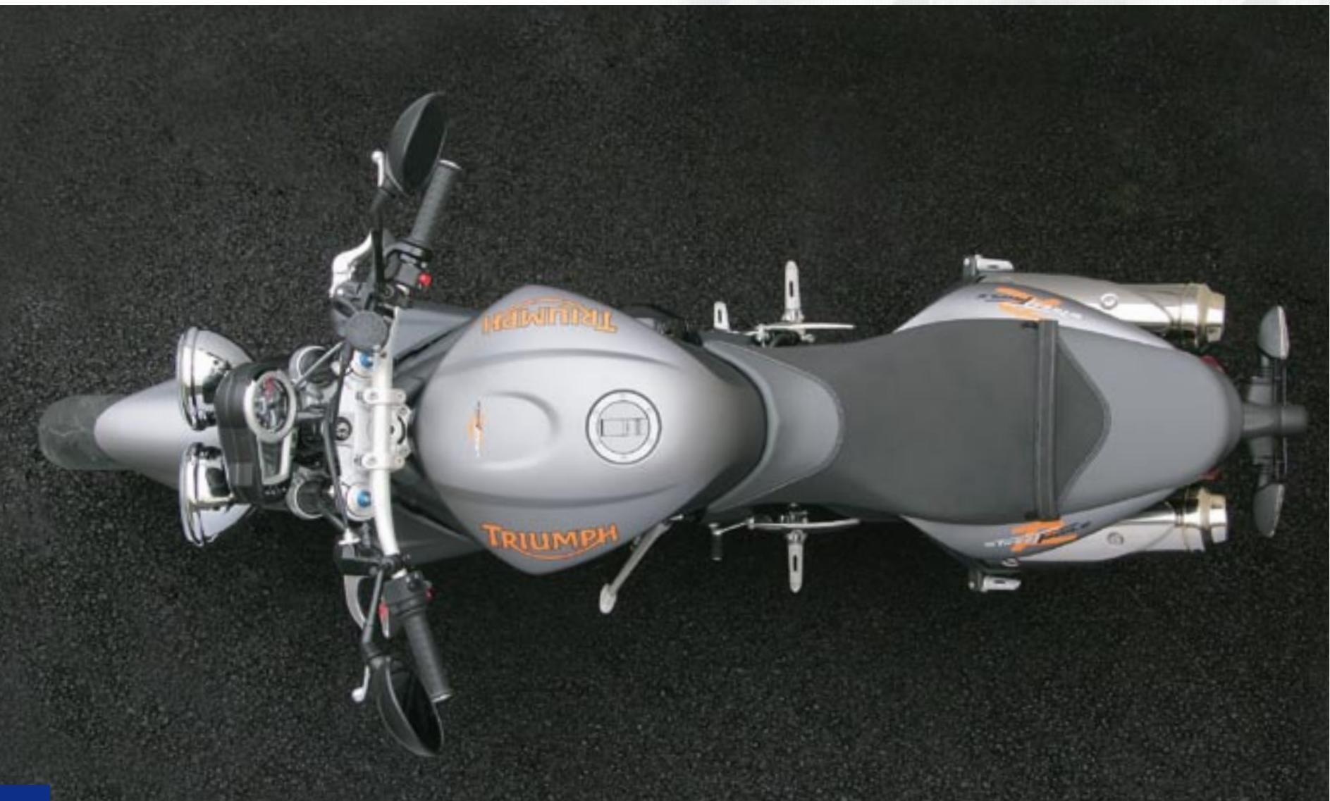 TRIUMPH SPRINT ST - Daytona 675 - 27