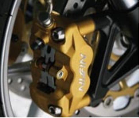 TRIUMPH SPRINT ST - Daytona 675 - 48