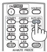 NEC UM301WI - Ajustement de l'image à l'aide du réglage automatique - 4
