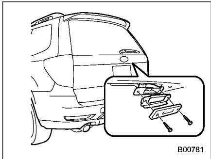 SUBARU FORESTER 2010 - Éclairage de plaque d'immatriculation - 1