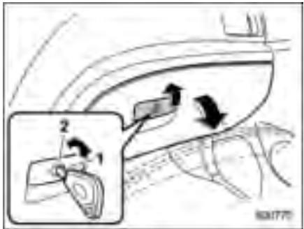 SUBARU FORESTER 2010 - Boite a gants - 1